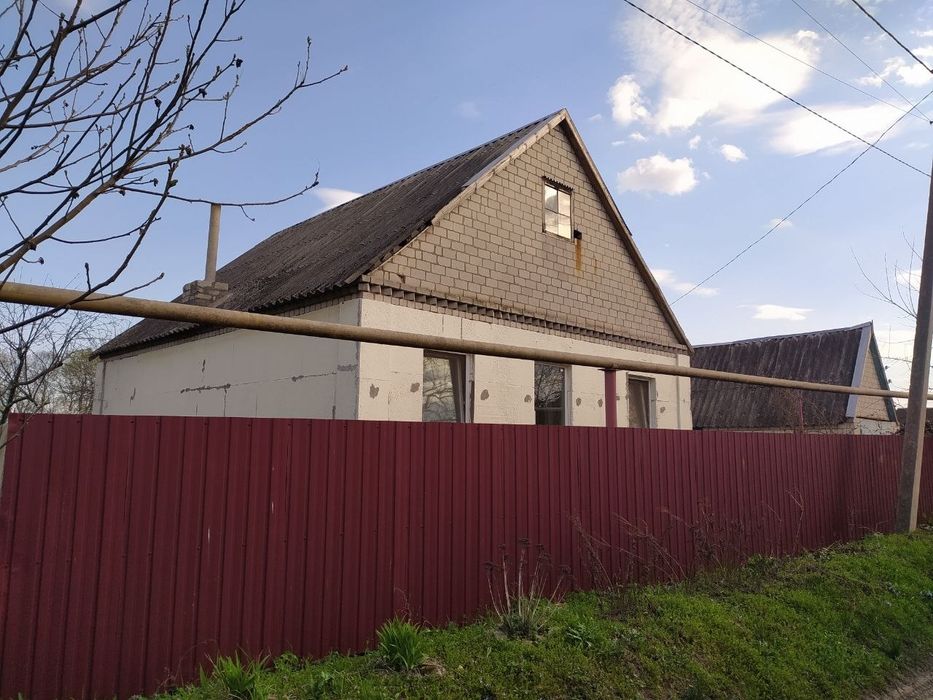 Продам будинок у затишному місті. Аули. V.M.