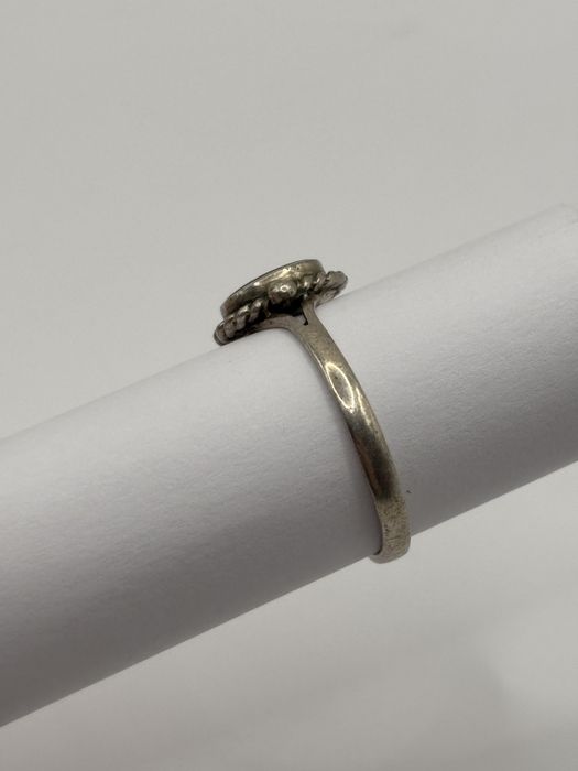 Pierscionek z karneolem 1798