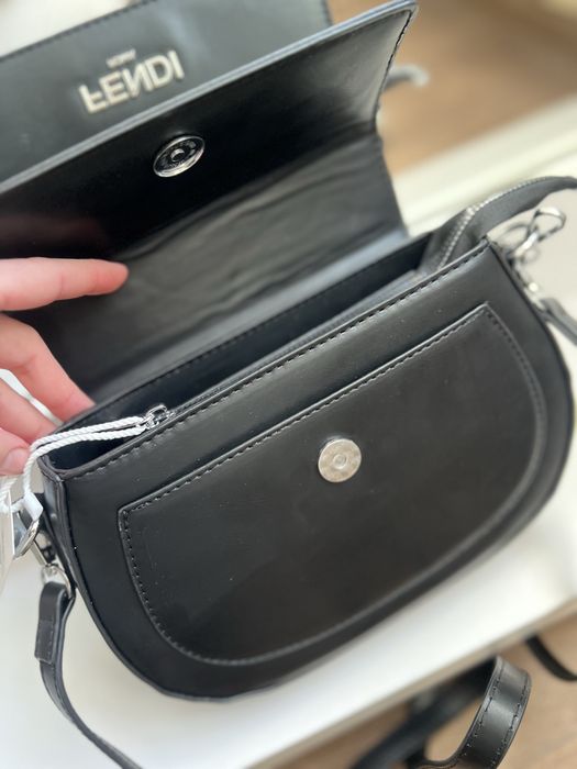 Сумка жіноча чорного кольору