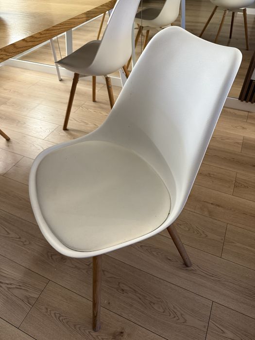 Stół fornirowany dąb + 8 krzeseł brw black red white