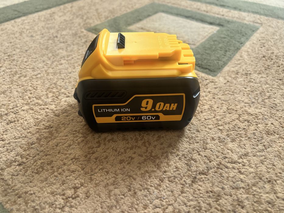 Акумулятор DeWalt flexvolt 9ah