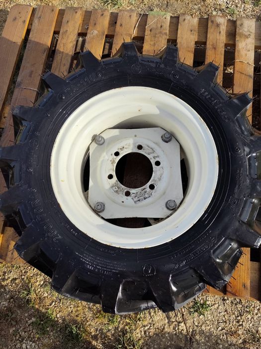 Pneus tractor com jante