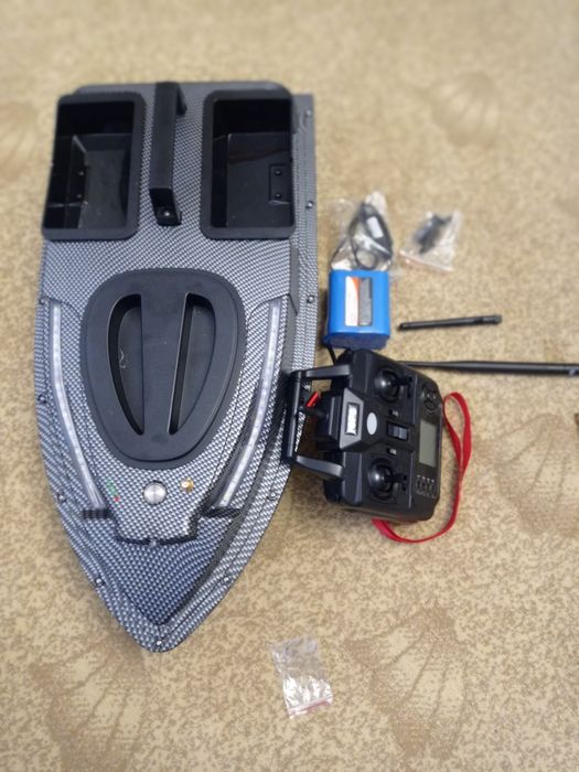 карповий кораблик FLYTEG V - 900 GPS