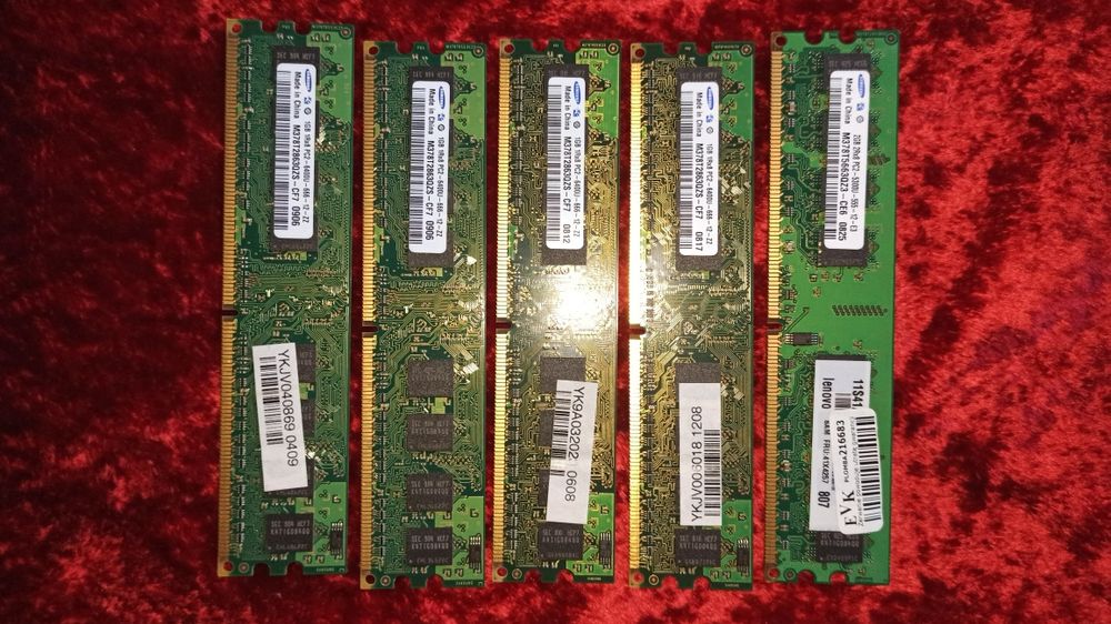 Pamięć SAMSUNG 1 GB PC2-6400