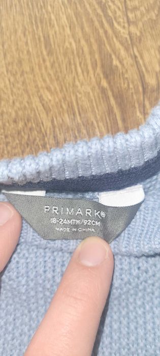 Jasnoniebieski sweterek sweter chłopięcy 92