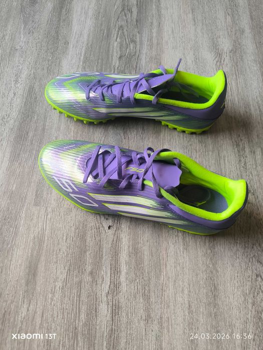 Buty Turfy Adidas f50 r. 44