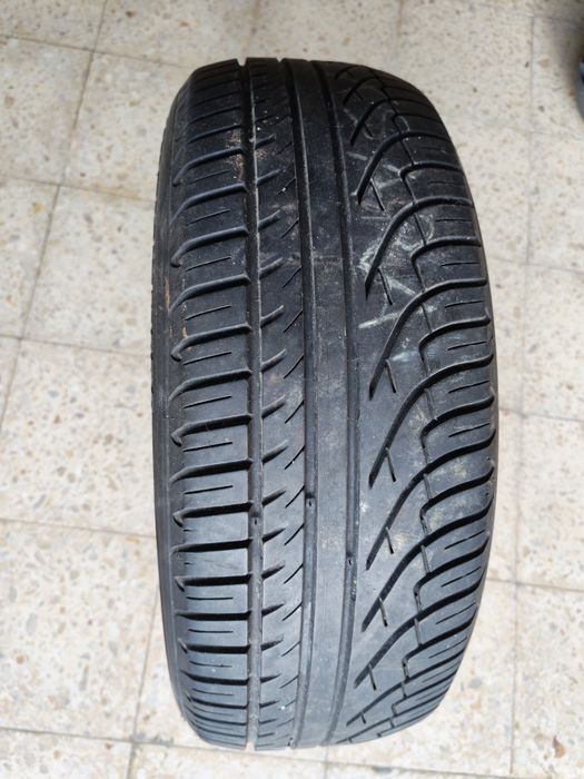1 Pneu Michelin 195 55 R15