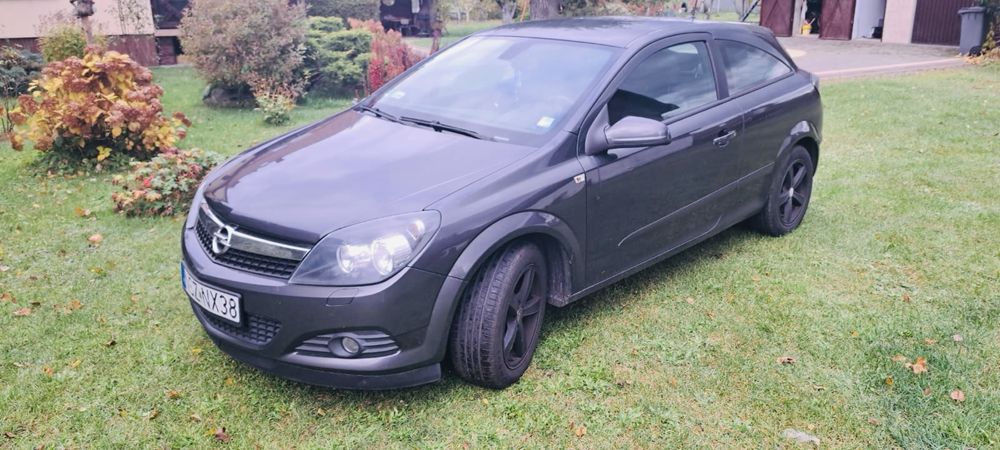Opel Astra gtc 2008