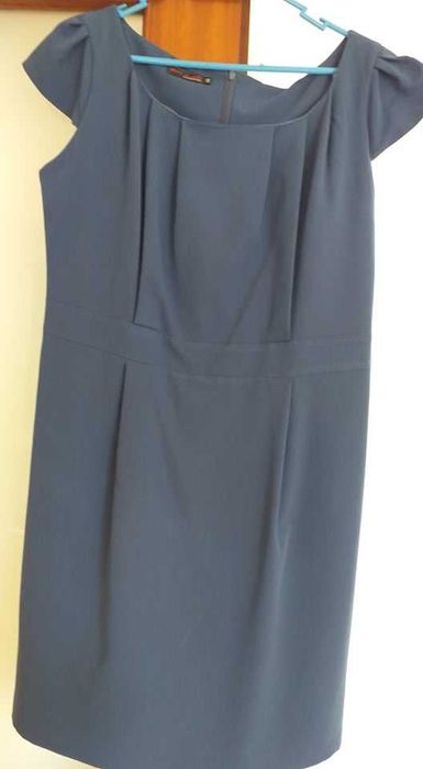 vestido azul muito confortável