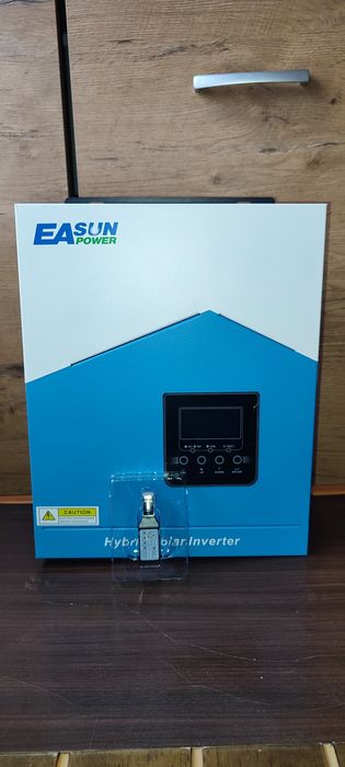Гібридний інвертор EASUN POWER 3.2 кВт 24В