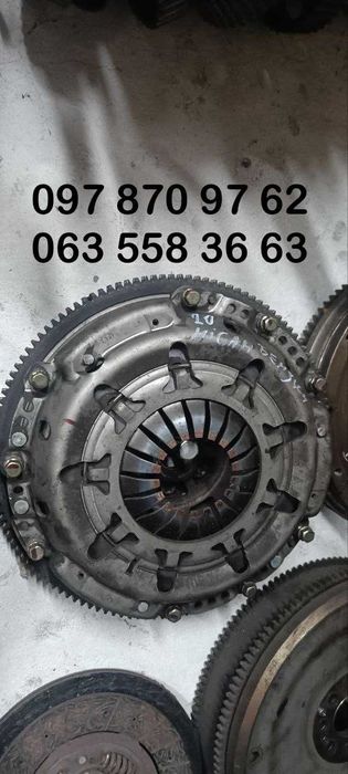 Демпфер на Nissan X-Trail Ниссан 2.0 бензин QR20,415040910
