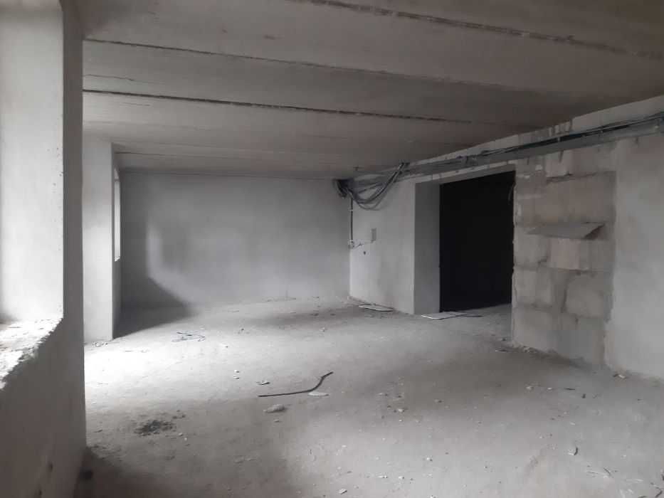 ЕПІЦЕНТР! Бєлова. Фасадне приміщення на 1 лінії (382 м.кв.)