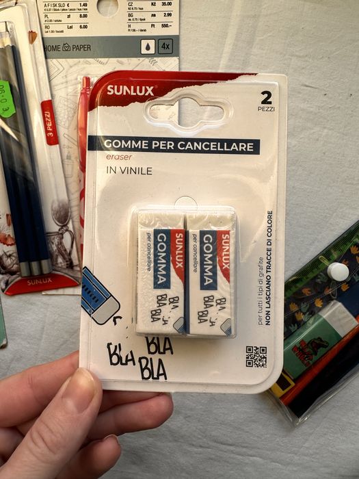 Artykuły szkolne zestaw przyborów szkolnych