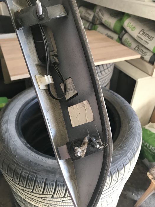 Продам задню планку з камерою Ford Ескейп і задня ляда зсклом