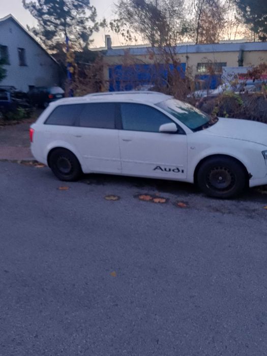 A4 b6 1.9 tdi uszkodzony delikatnie przod