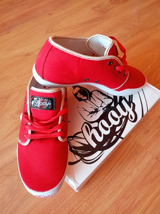 Trampki młodzieżowe Hooy