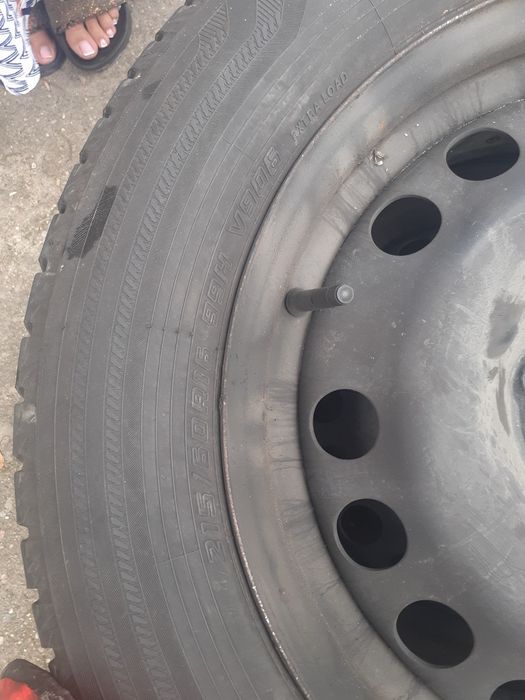 opony wielosezonowe 16/215/60 zima Yokohama 99H