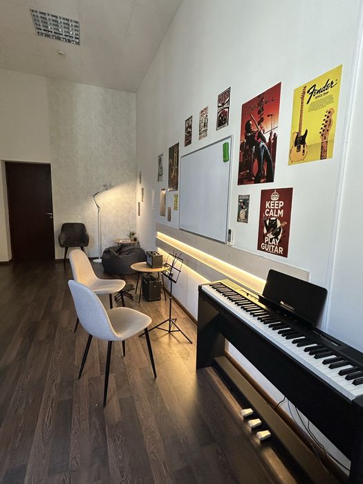 Guitar Residence - музична школа студія в центрі Києва