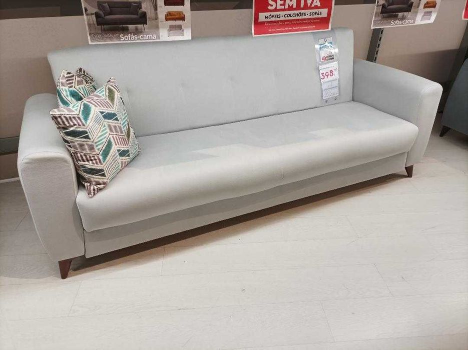 Sofá cama Dorian 3 lugares. Novo