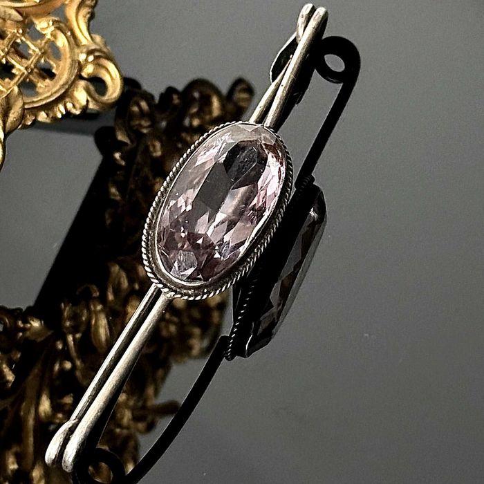 Srebrna broszka z dużym naturalnym Ametystem – oryginał secesja, 1900r
