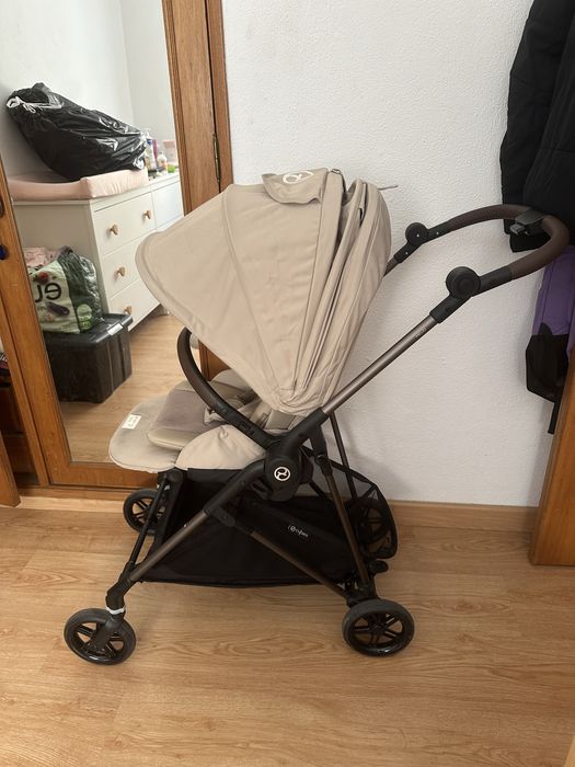 Vendo Carrinho Cybex + ovo Cloud T + adaptadores