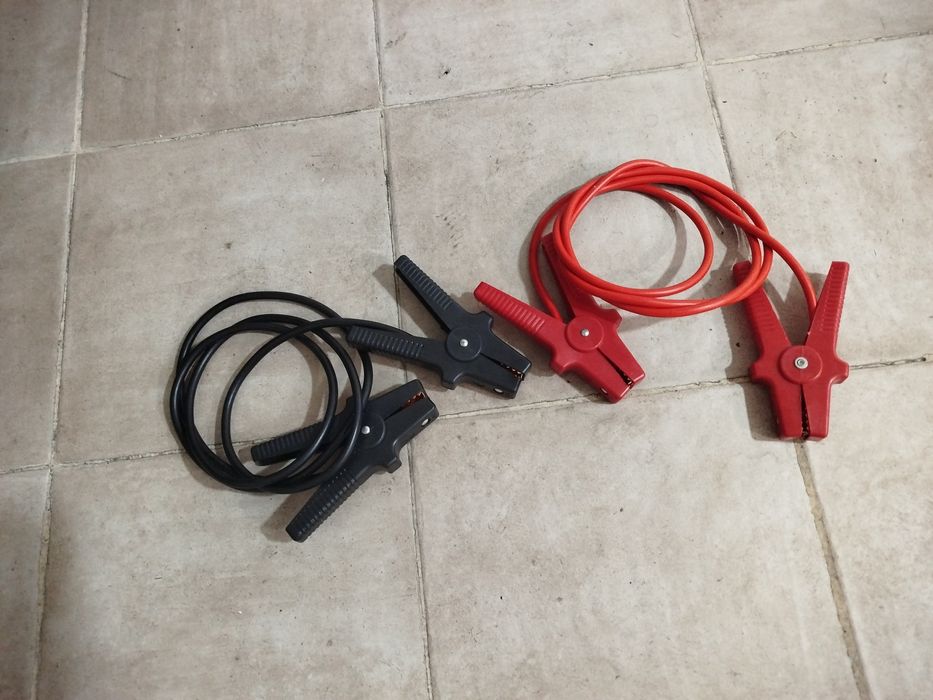 Positive and Negative Cable Set64740820634243121