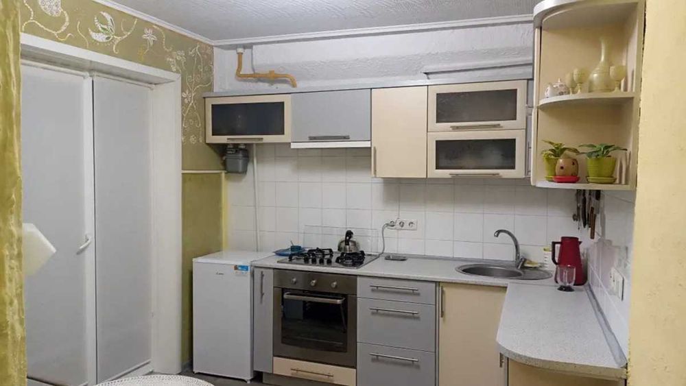 Продаж 1-кмн квартири, Бородинський (213-252-381)