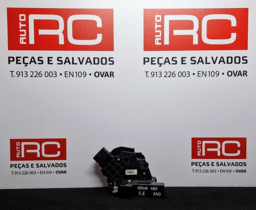Fechadura / Fecho Porta Frente Esquerdo 30799308 - VOLVO C30