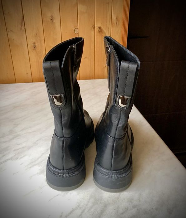 Жіноче взуття шкіряне + хутро