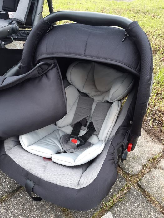 Vendo duo Vicky, carrinho de bebé e ovo64750881137667127