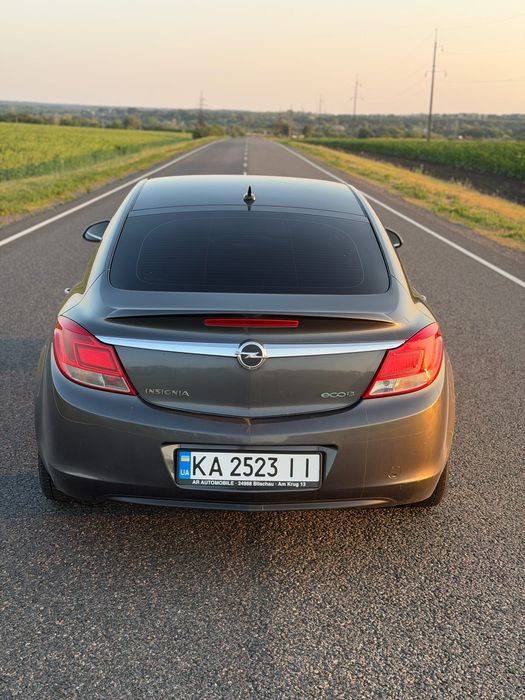 Продам Opel INSIGNIA