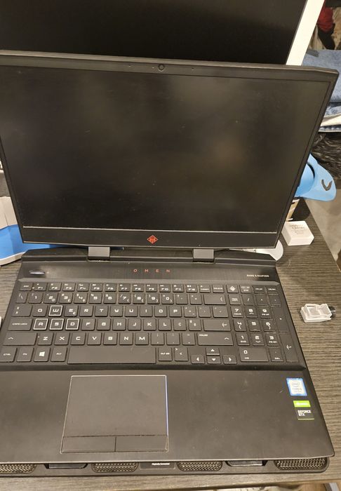 Portatil gaming omen