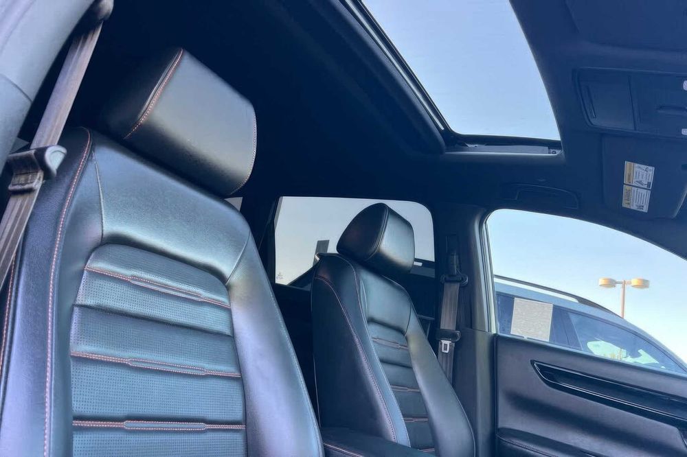 Honda CR-V Hybrid Sport Touring      2023