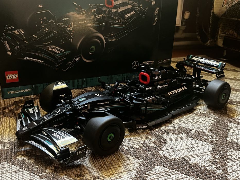 Конструктор розібраний Оригінал Lego Technic Formula Mercedes (42171)