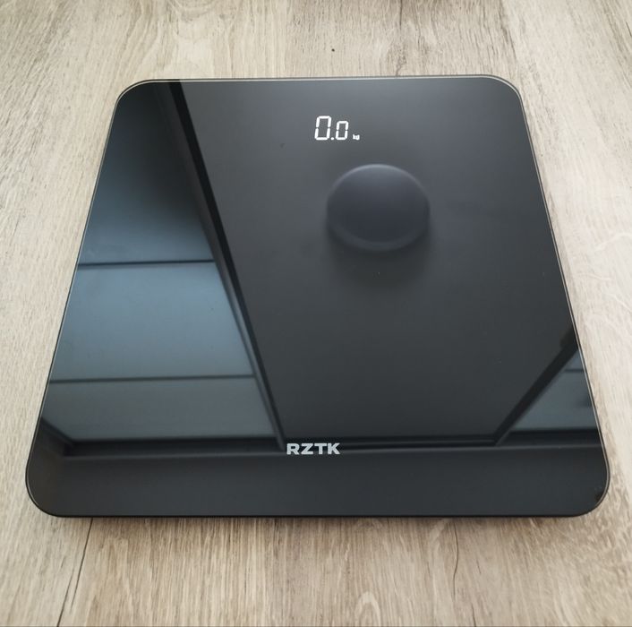 Ваги підлогові RZTK Scale Black