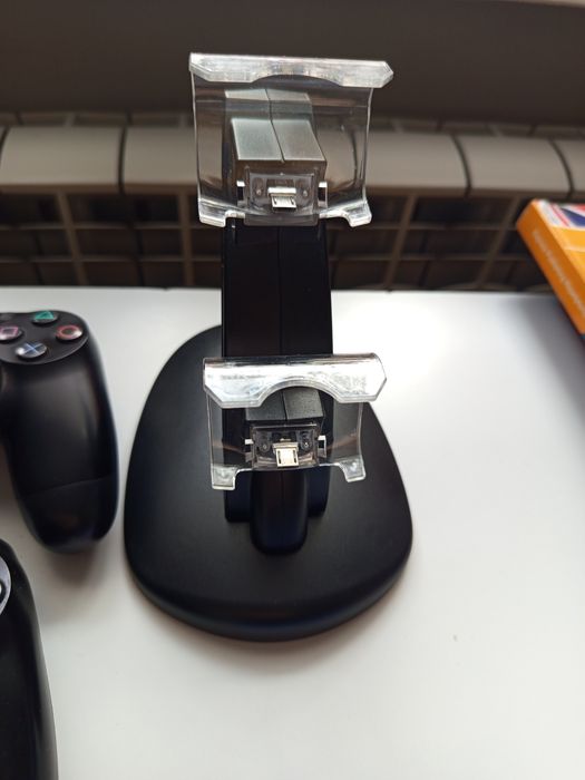 Konsola PlayStation 4