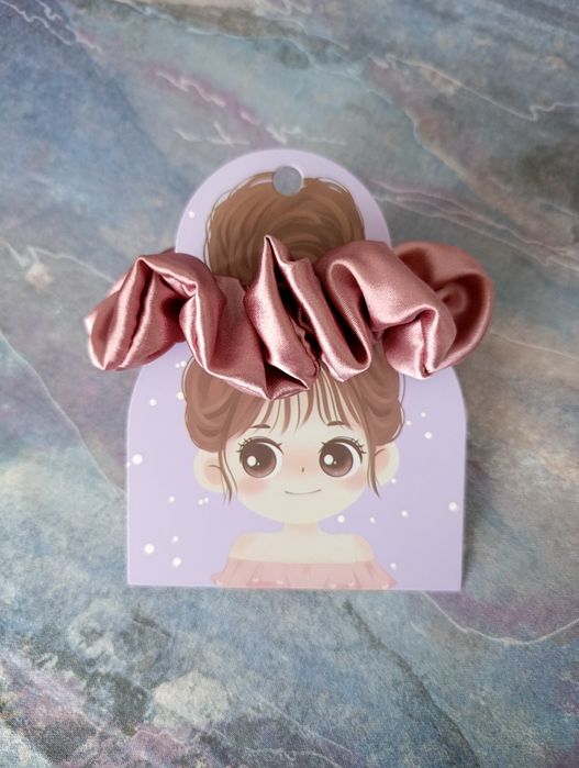 Scrunchie gumka do włosów satynowa Handmade na prezent