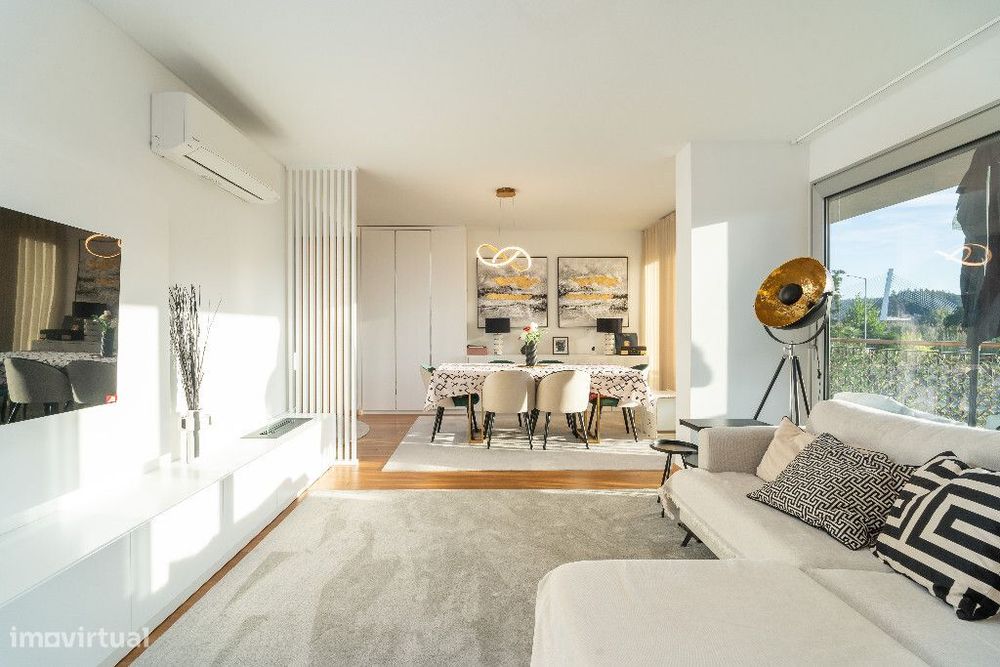 Apartamento T2 com lugar de garagem em zona dos Terraços do Rio