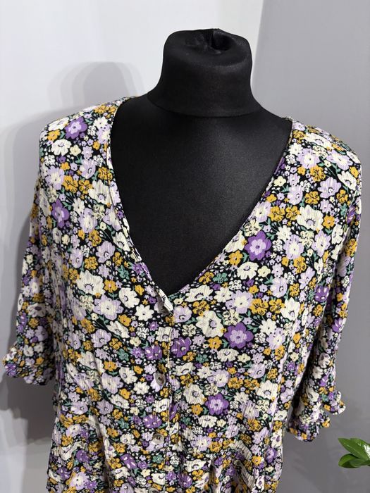 Wiosenna luźna bluzka w kwiaty dłuższy tył plus size 2XL 44