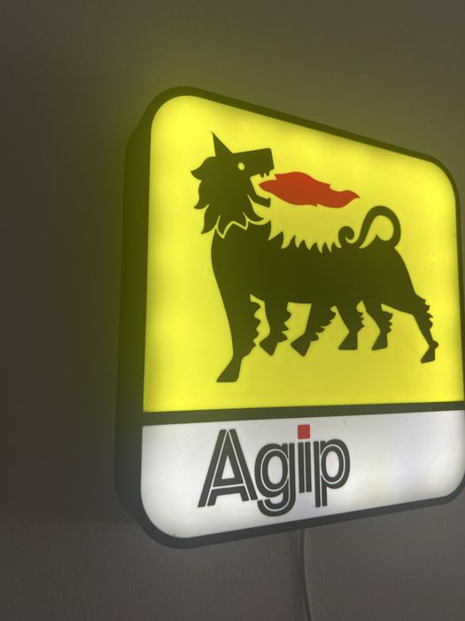 Painel luminoso Agip