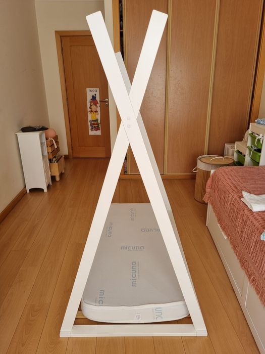 Cama Tipi 140X70 cm Zy Baby + colchão viscoelástico da Micuna