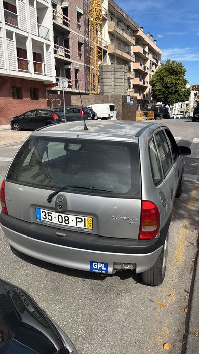 Vendo Opel corsa 1.2 8v ano 2000