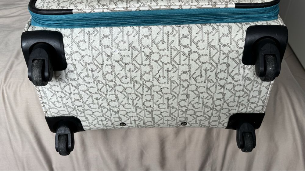 Mala de porão até 32kg 78 x 48 x 31 cm