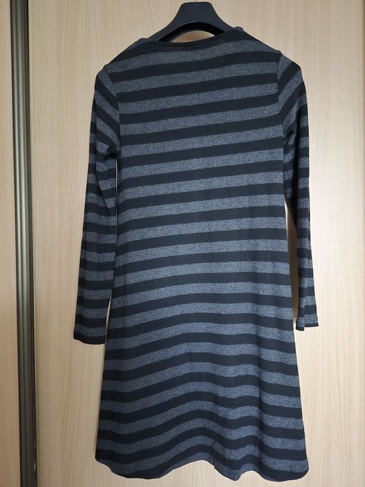 Sukienka Stradivarius