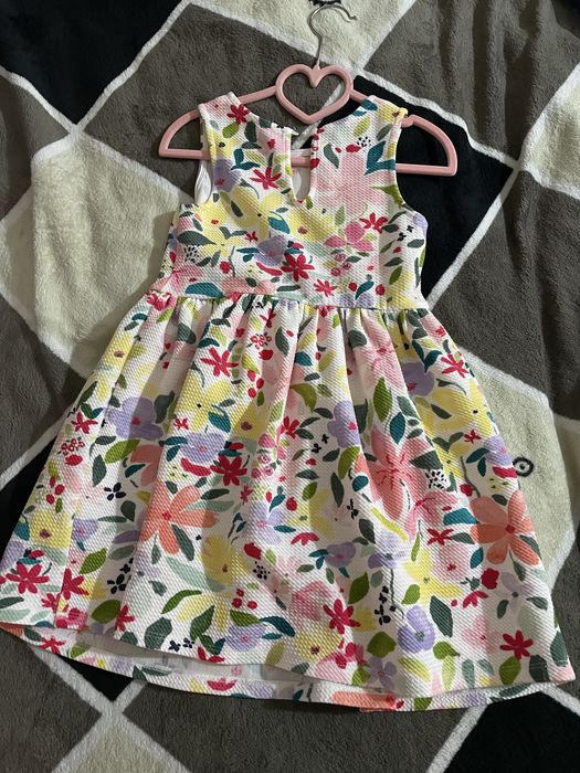 Сукня нарядна для дівчинки