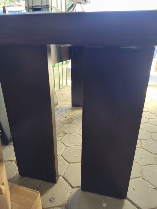 Vendo mesa e 6 cadeiras