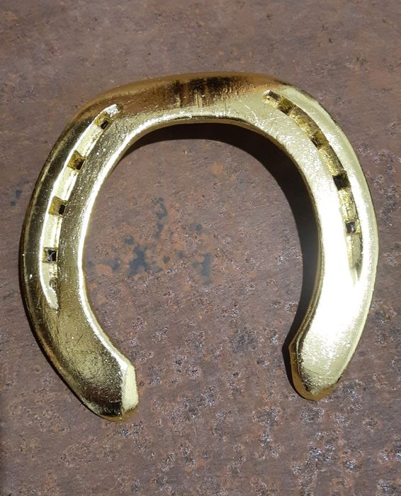 Złota podkowa ozdobna