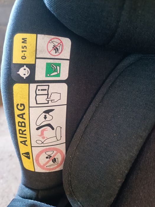 Vendo Cadeira Auto p/bebé - como nova
