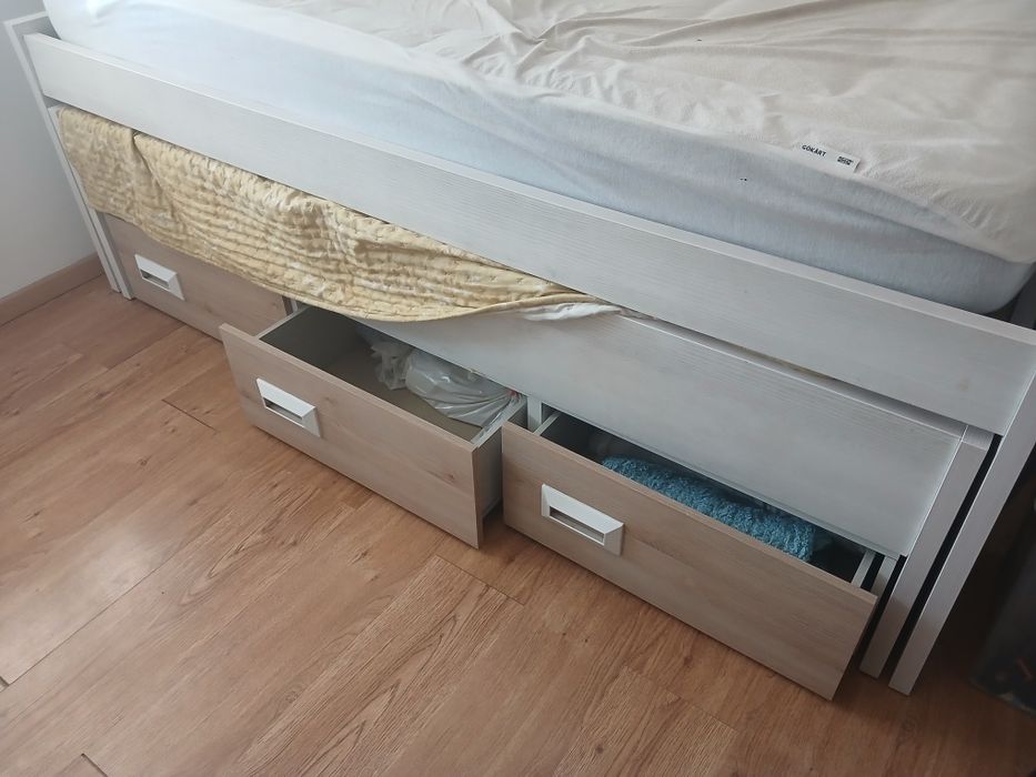 Cama dupla gaveta com 3 gavetões