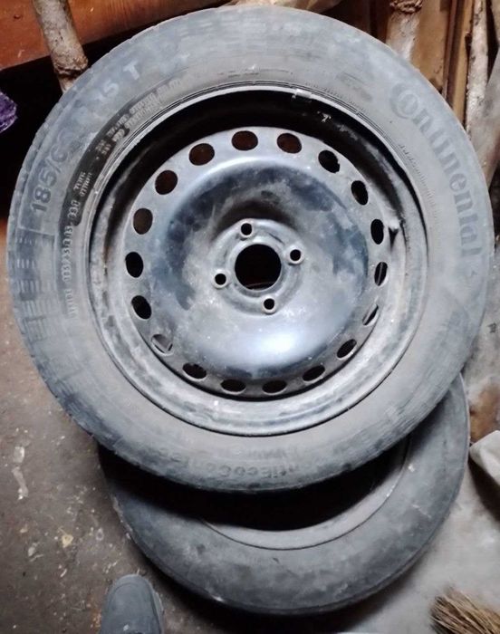 Продам резины 185\65\15 и 195\55\15 + Колпаки